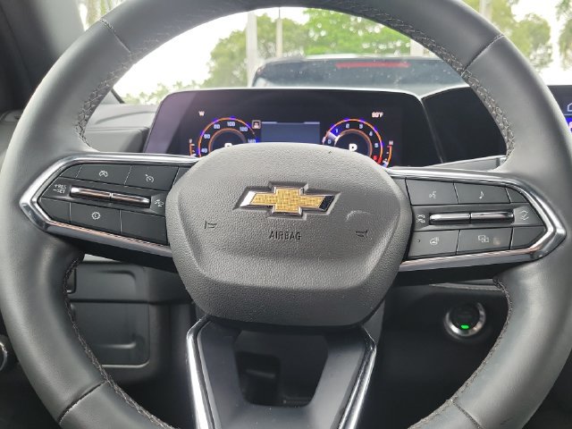 Used 2025 Chevrolet Suburban LT w/ Comfort Package RWD image 18