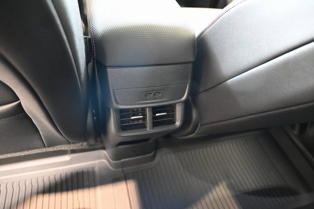 New 2026 Chevrolet Equinox RS w/ LPO, Floor Liner Package image 24
