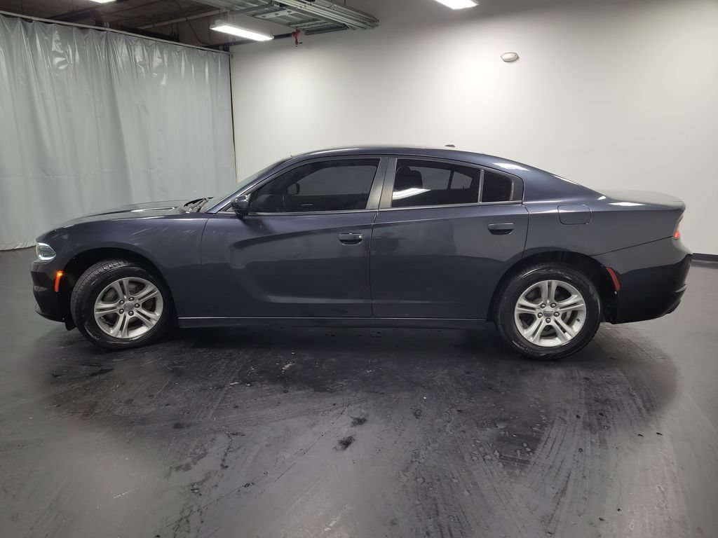 Used 2019 Dodge Charger SXT RWD image 6