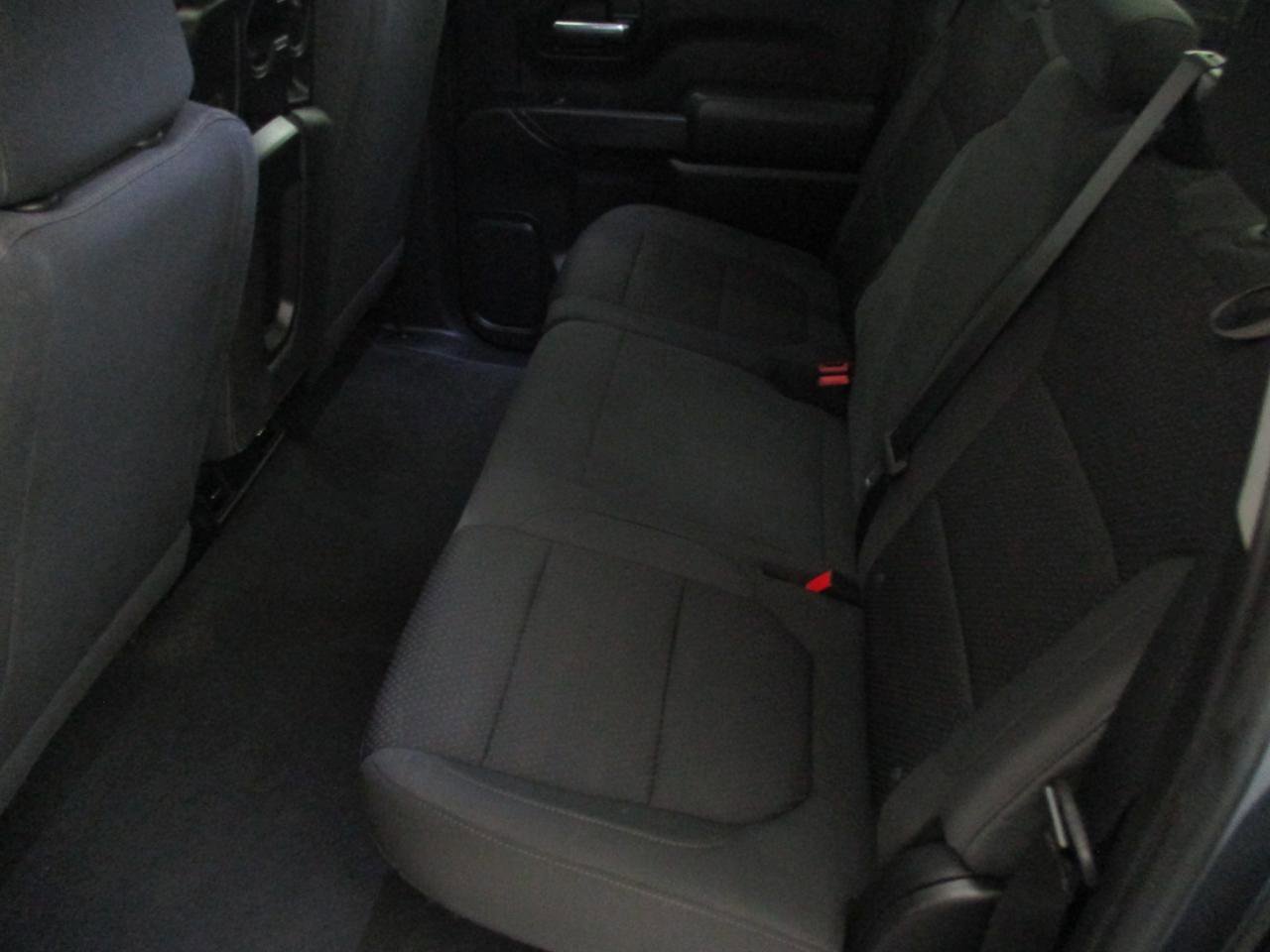 Used 2021 Chevrolet Silverado 1500 Custom w/ Safety Confidence Package AWD/4WD image 10