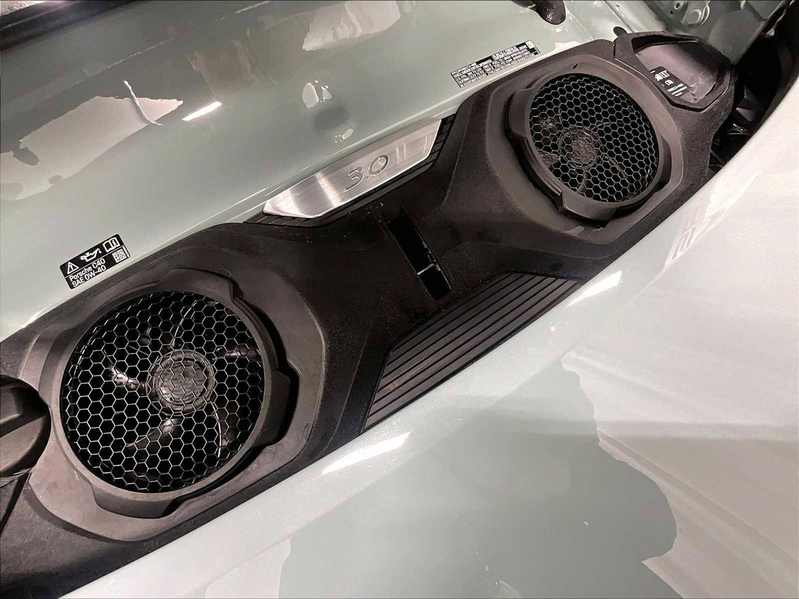 Used 2025 Porsche 911 Carrera image 36