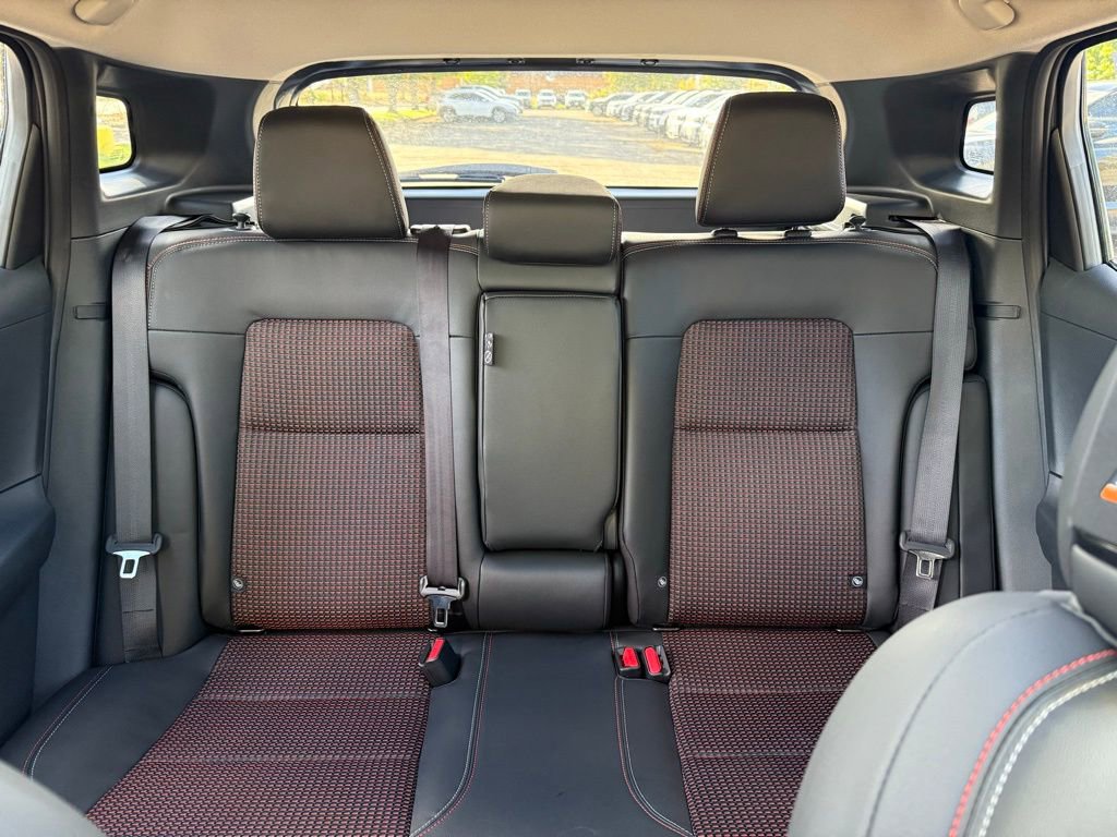 New 2026 Nissan Kicks SR w/ SR Premium Package image 25