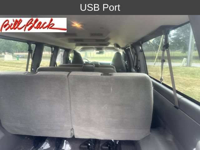 Used 2019 Chevrolet Express 3500 LT w/ LT Preferred Equipment Group RWD image 7