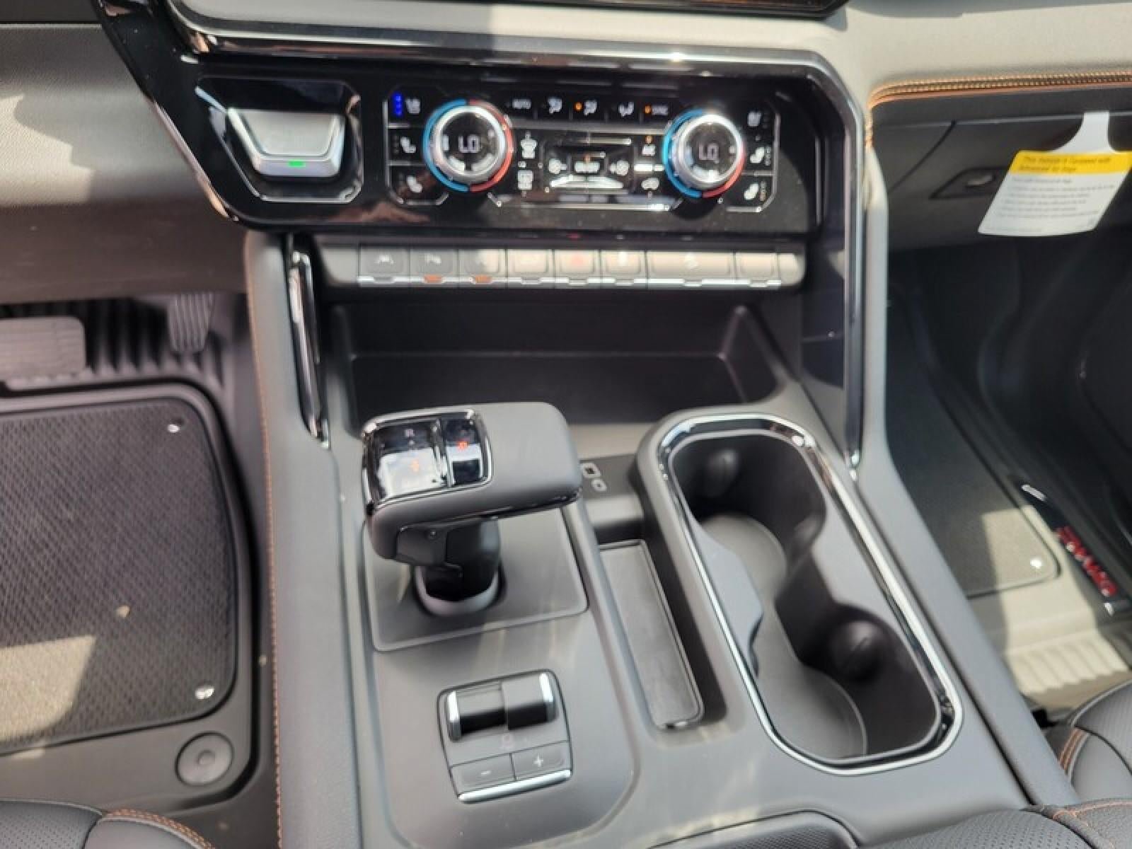 New 2026 GMC Sierra 1500 AT4 w/ AT4 Premium Package AWD/4WD image 20