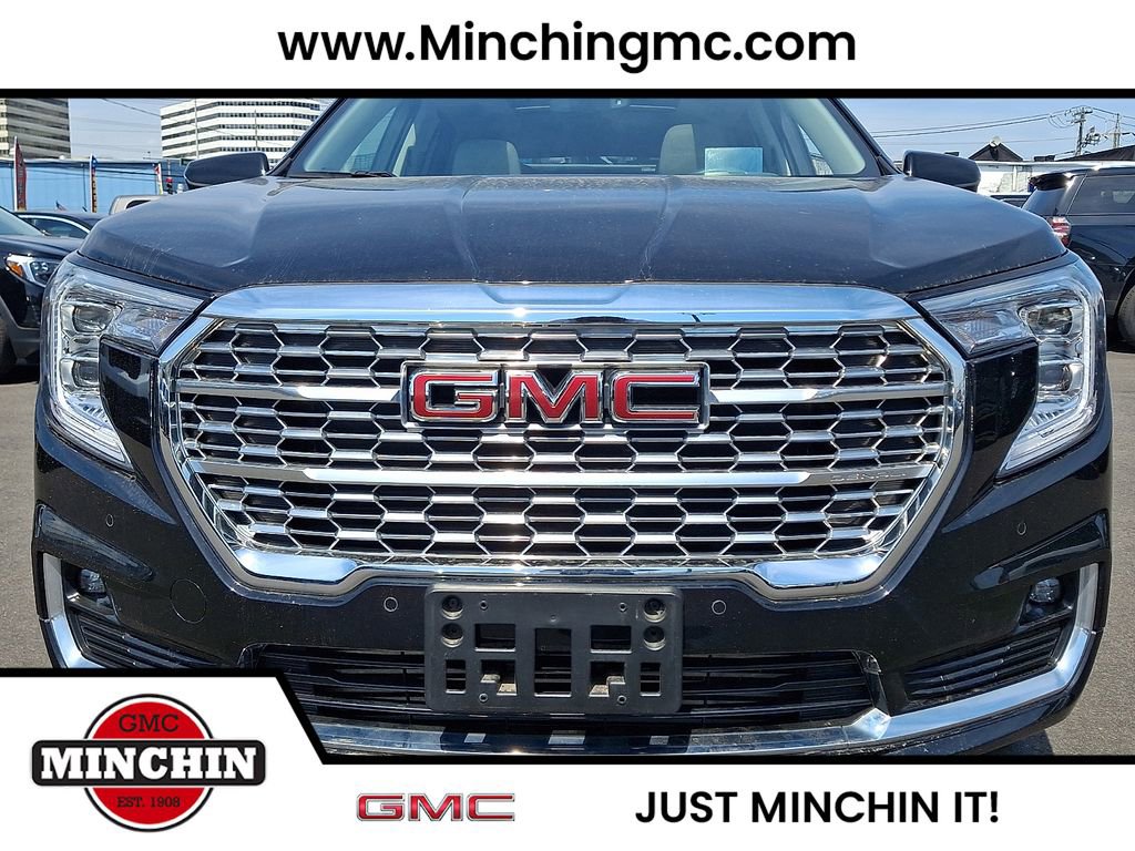 Used 2022 GMC Terrain Denali AWD/4WD image 2