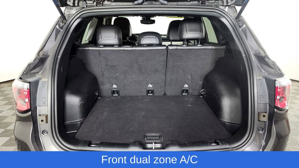 Used 2023 Jeep Compass Limited image 10
