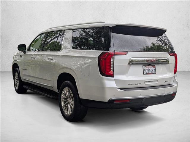Used 2023 GMC Yukon XL SLT AWD/4WD image 9