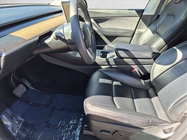 Used 2022 Tesla Model Y Long Range AWD/4WD image 16