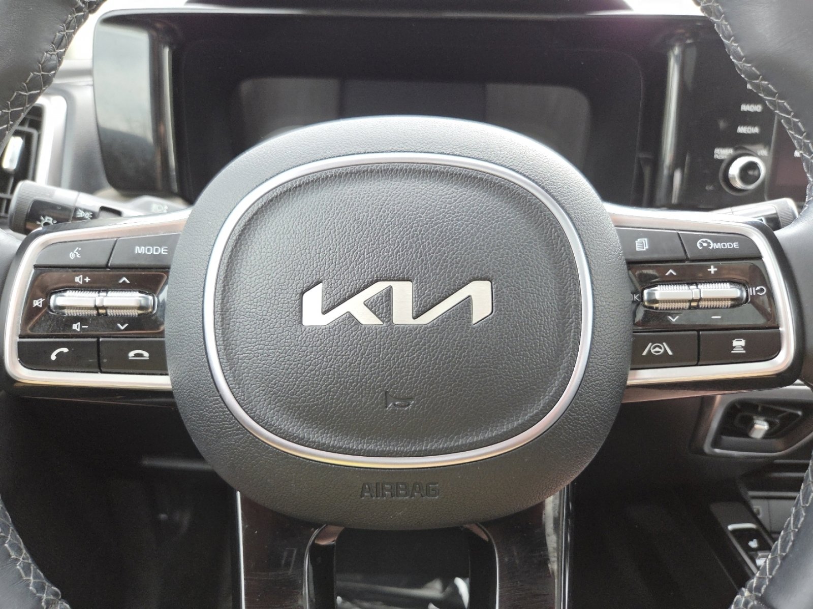 Used 2023 Kia Sorento X-Line EX image 33