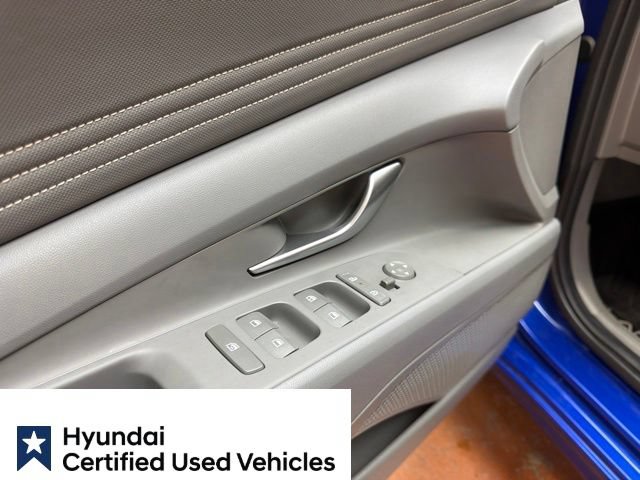Used 2025 Hyundai Elantra SEL FWD image 24