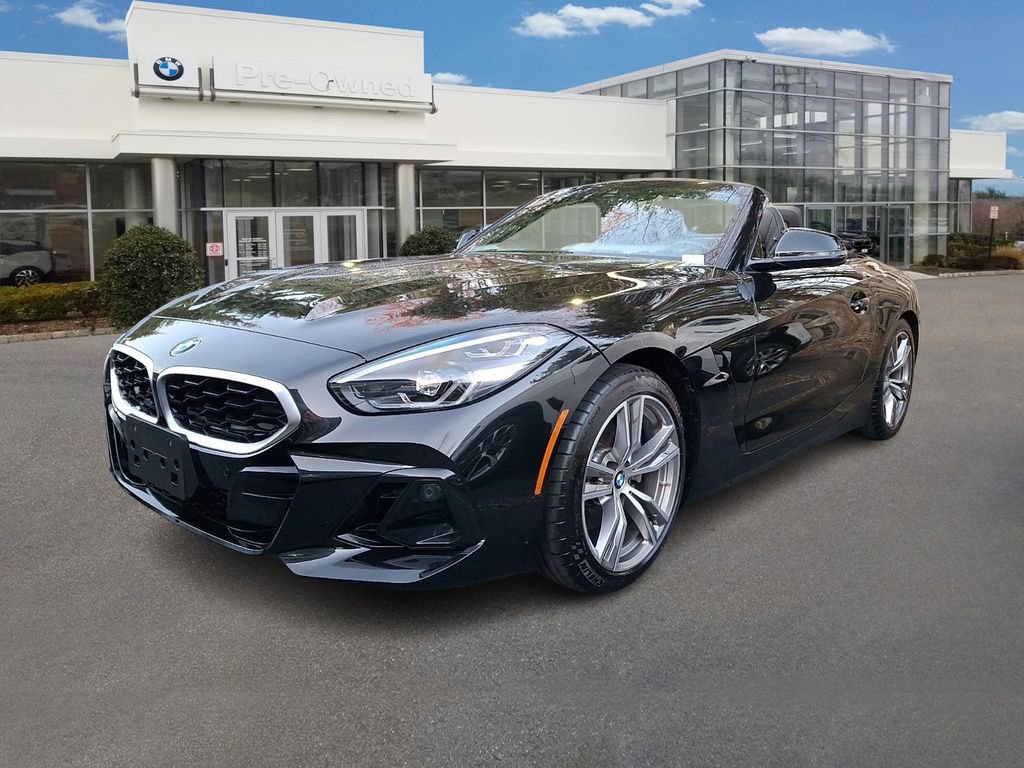 Certified 2024 BMW Z4 sDrive30i w/ Driving Assistance Package image 1