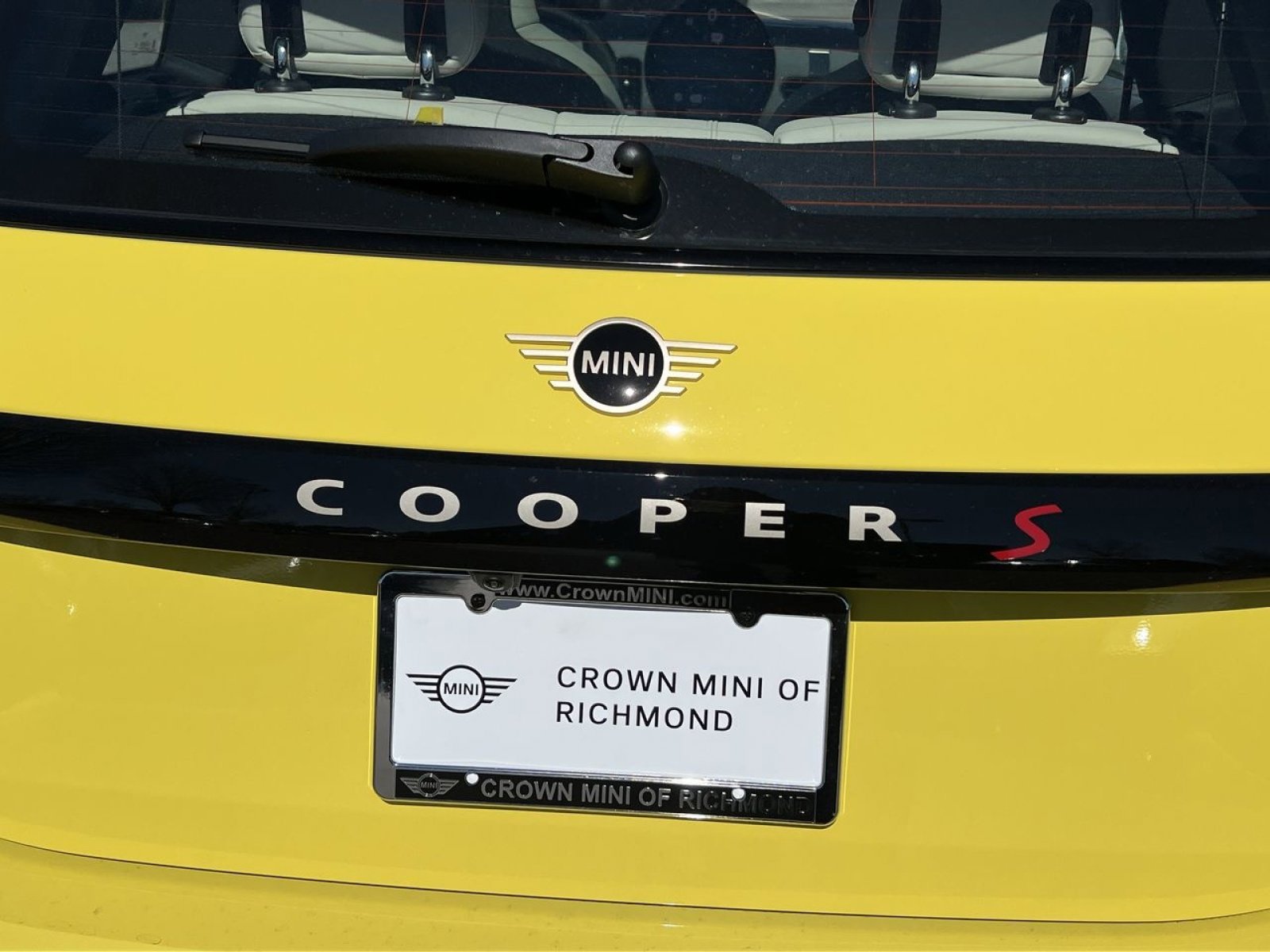 Certified 2025 MINI Cooper S image 25