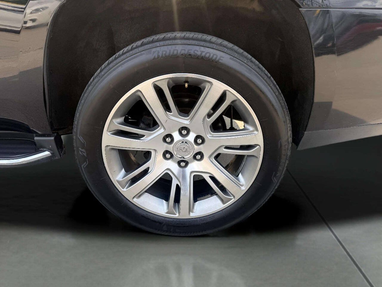 Used 2016 Cadillac Escalade Luxury AWD/4WD image 22