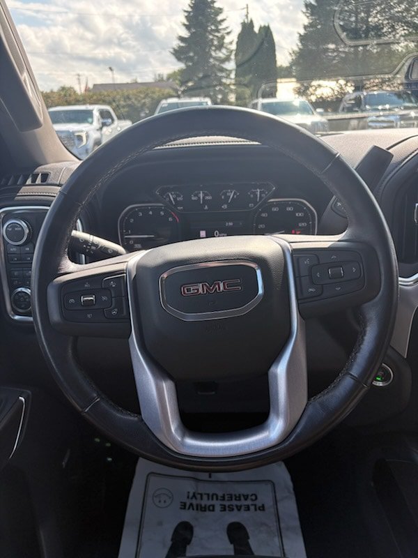 Used 2022 GMC Sierra 1500 SLT w/ SLT Premium Plus Package AWD/4WD image 10