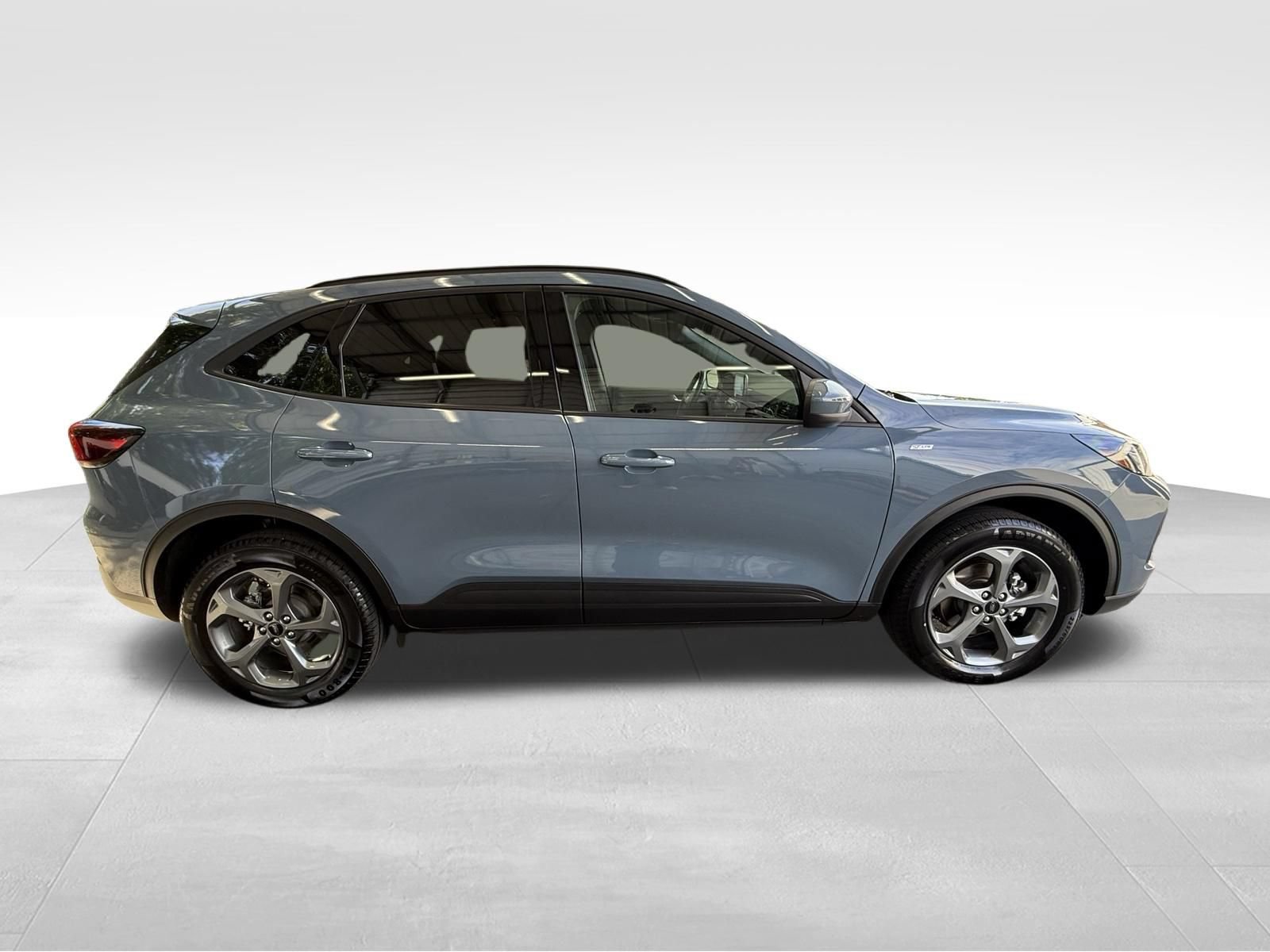 Used 2025 Ford Escape ST-Line Select AWD/4WD image 4