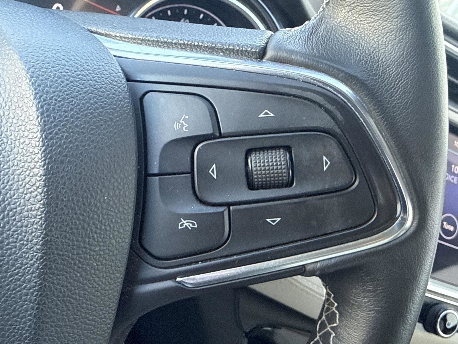 Used 2023 Buick Encore GX Preferred w/ Cold Weather Comfort Package image 17