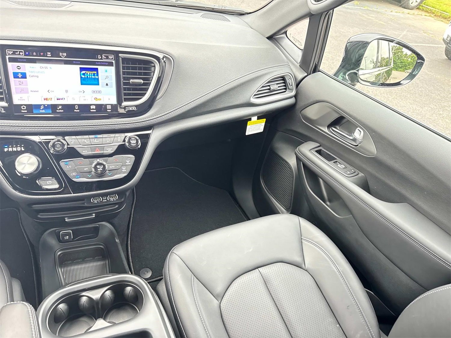 New 2025 Chrysler Pacifica Select image 22