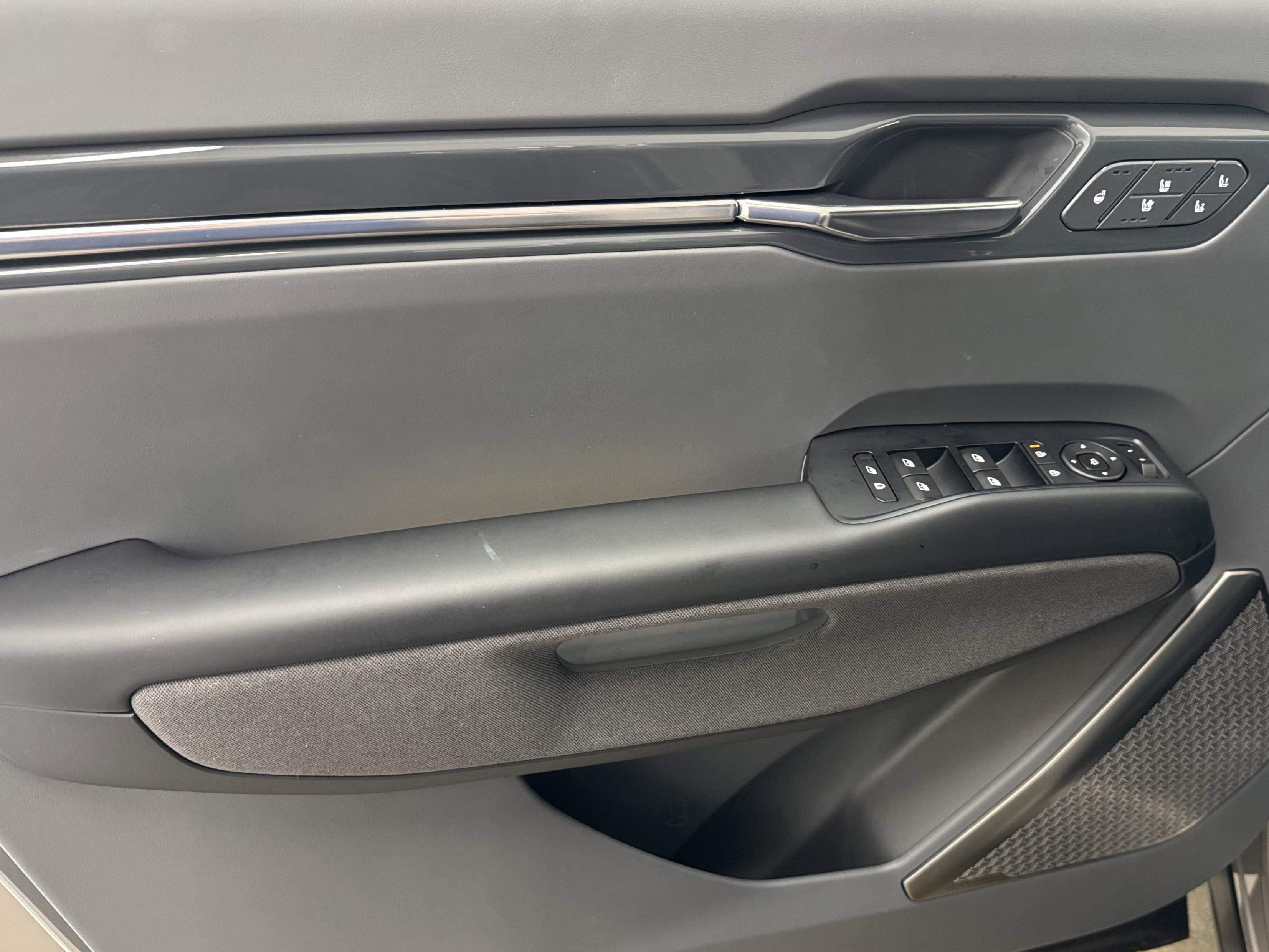 New 2026 Kia EV9 Land w/ Nightfall Edition Package image 21