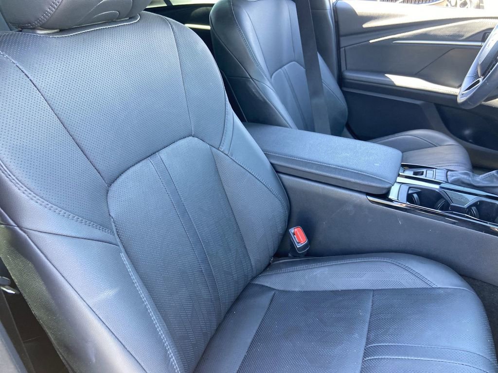 Used 2026 Toyota Camry XSE FWD image 30