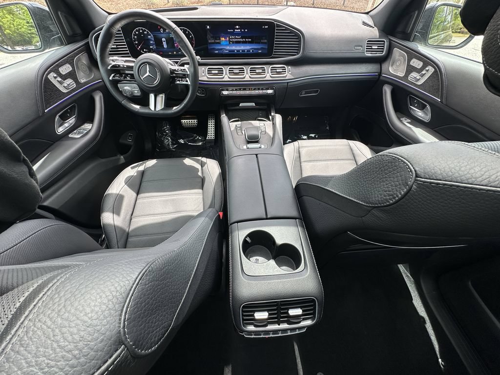 Certified 2025 Mercedes-Benz GLS 580 4MATIC image 28