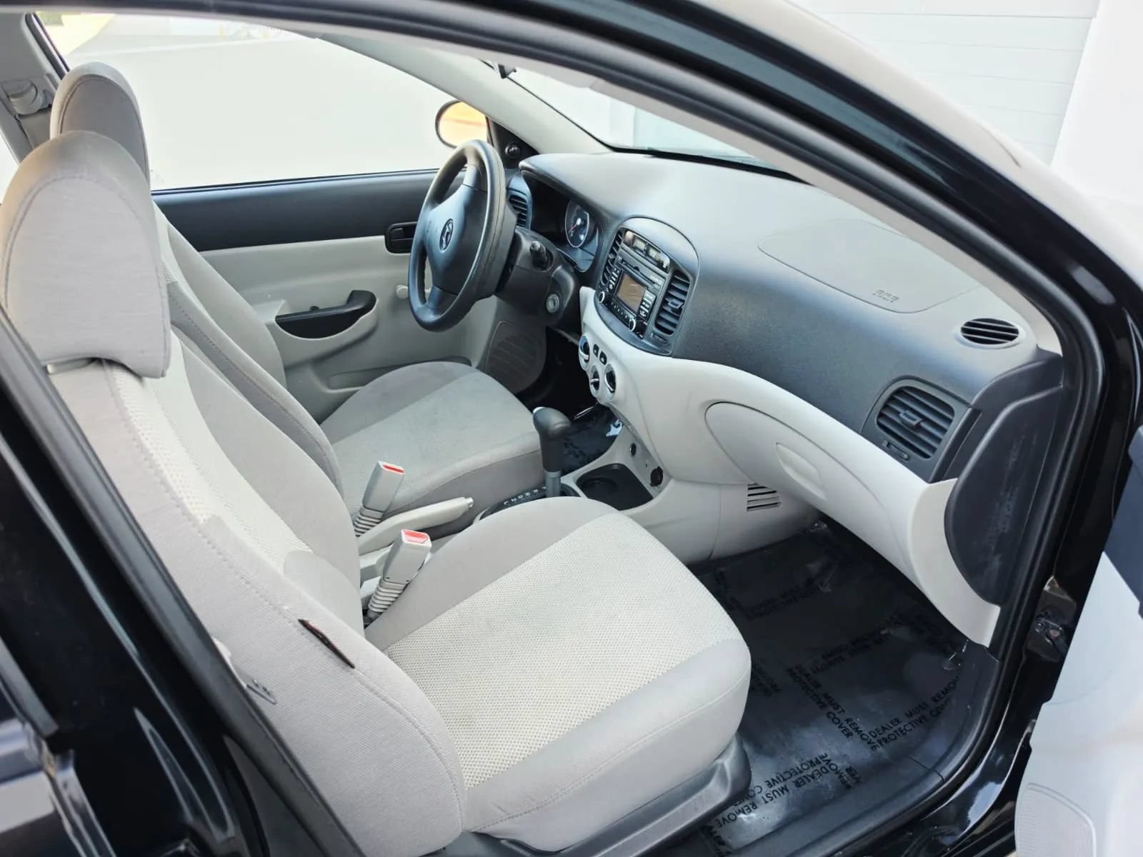 Used 2008 Hyundai Accent GLS FWD image 11