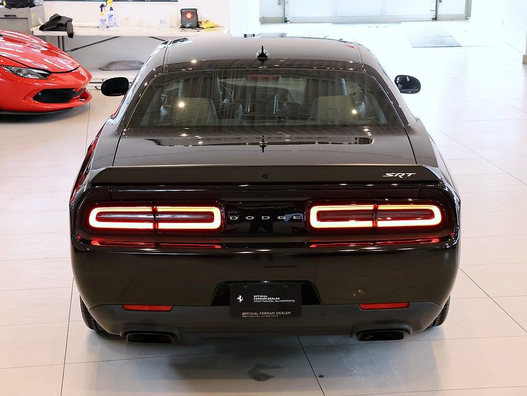 Used 2015 Dodge Challenger SRT Hellcat image 27