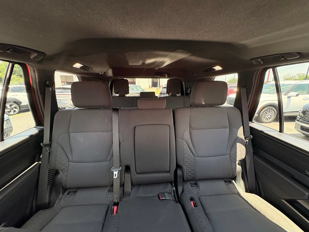 Used 2025 Toyota Sequoia SR5 AWD/4WD image 31