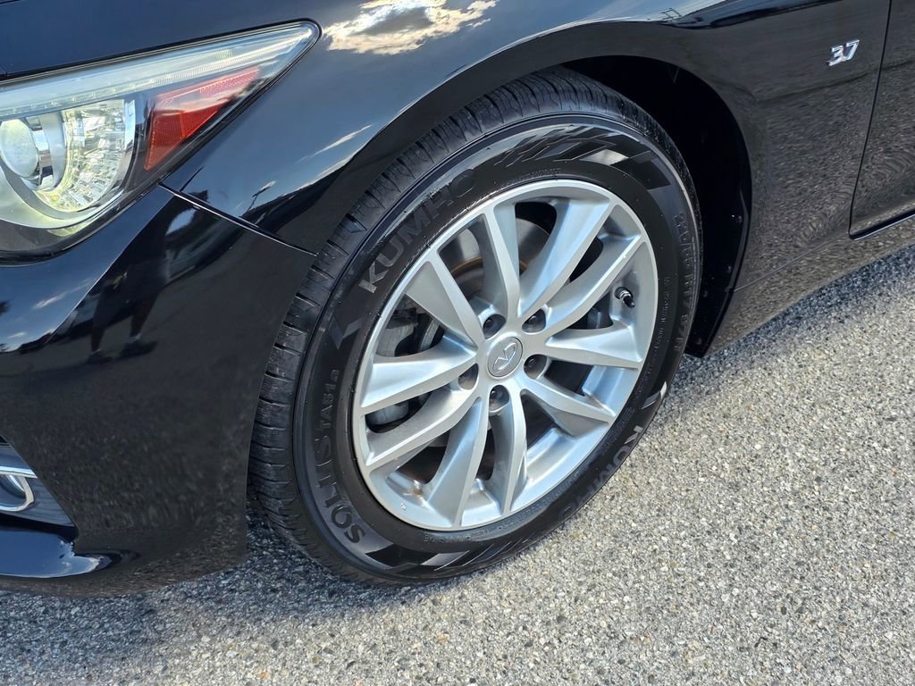 Used 2015 INFINITI Q50 Premium w/ Navigation Package image 11