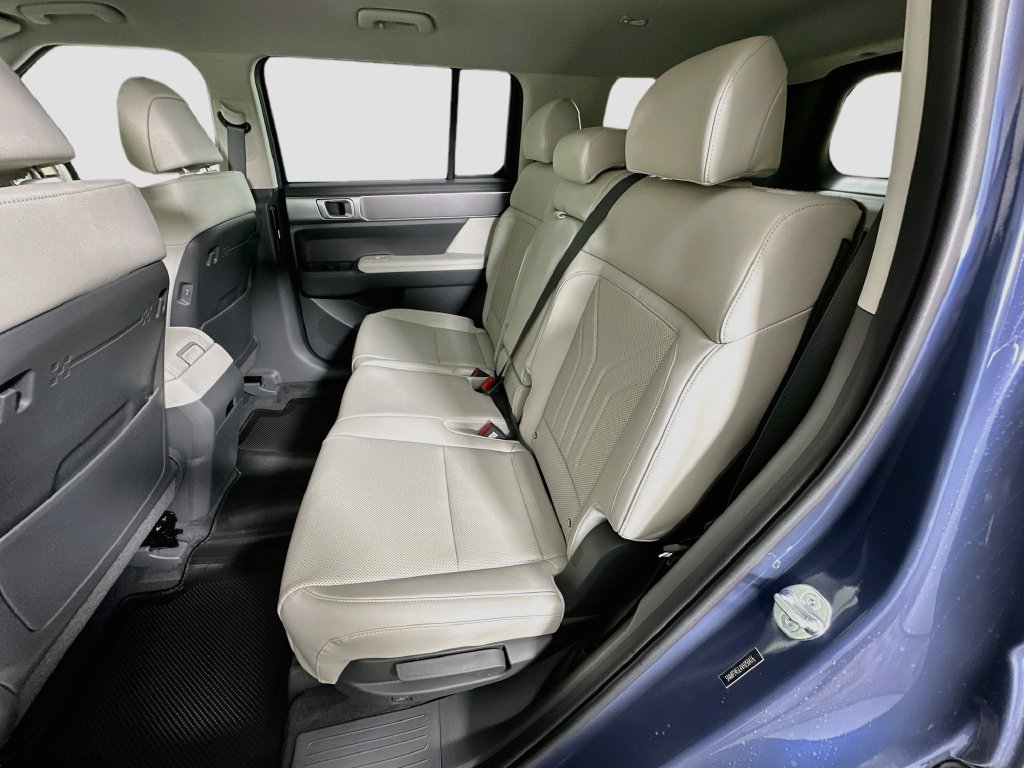 New 2027 Hyundai Santa Fe SEL FWD image 16