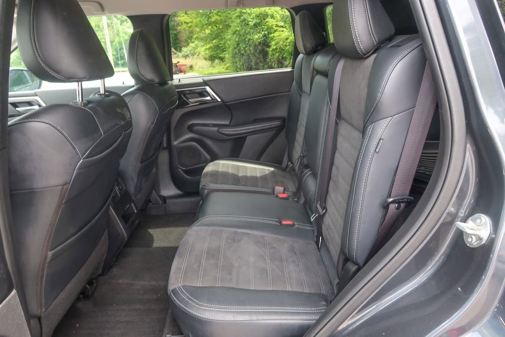 Used 2024 Mitsubishi Outlander SE FWD image 21