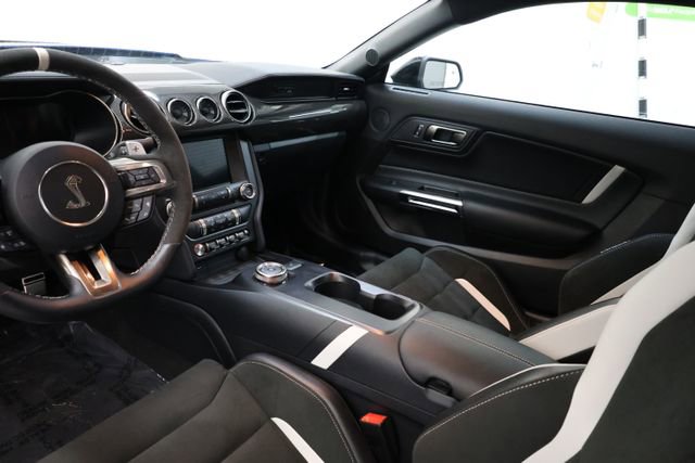 Used 2022 Ford Mustang Shelby GT500 w/ Carbon Fiber Track Pack RWD image 81