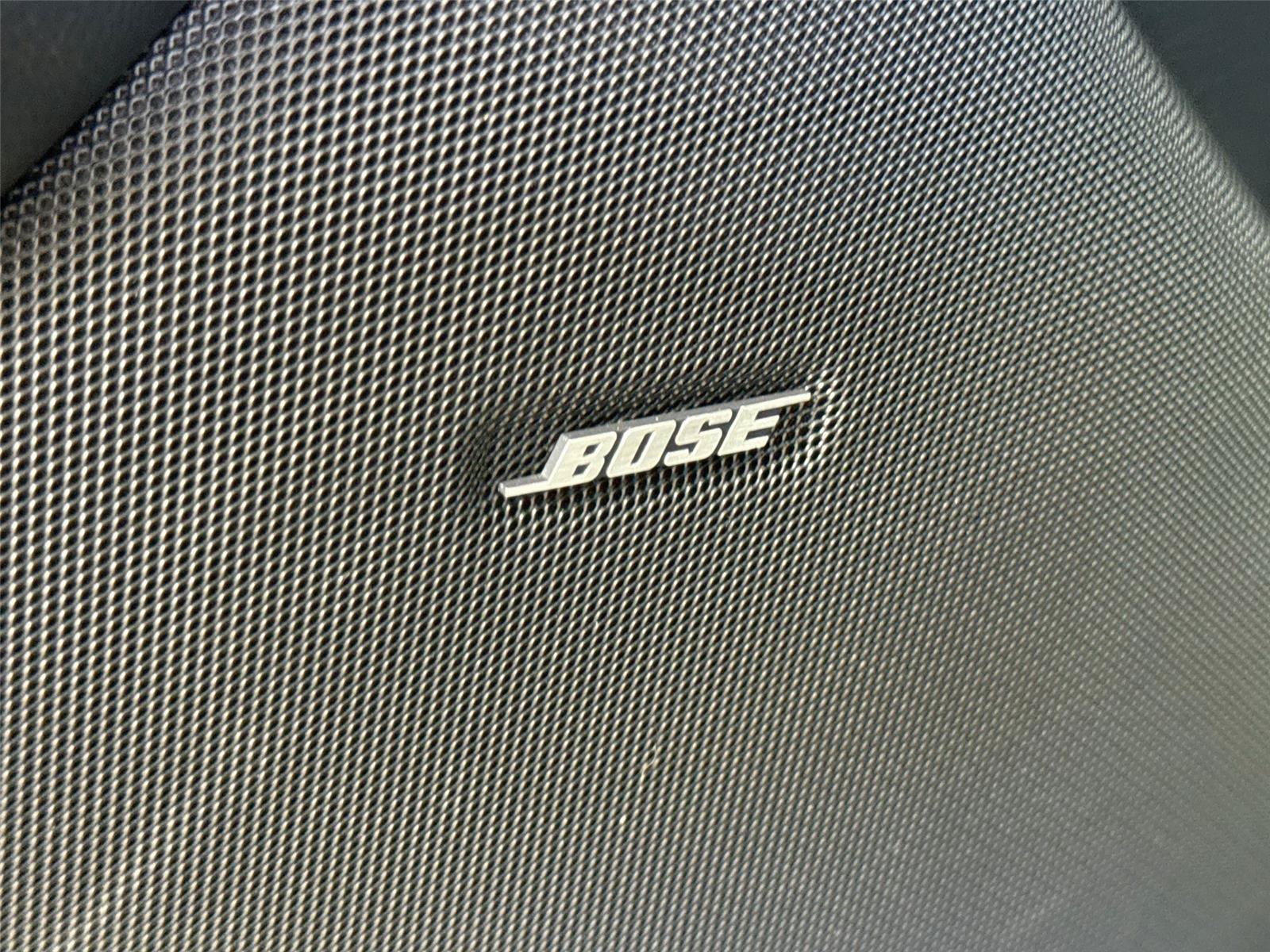 Used 2004 Chevrolet Corvette Convertible w/ Preferred Equipment Group RWD image 18