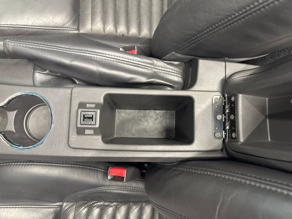 Used 2002 Ford Thunderbird RWD image 26