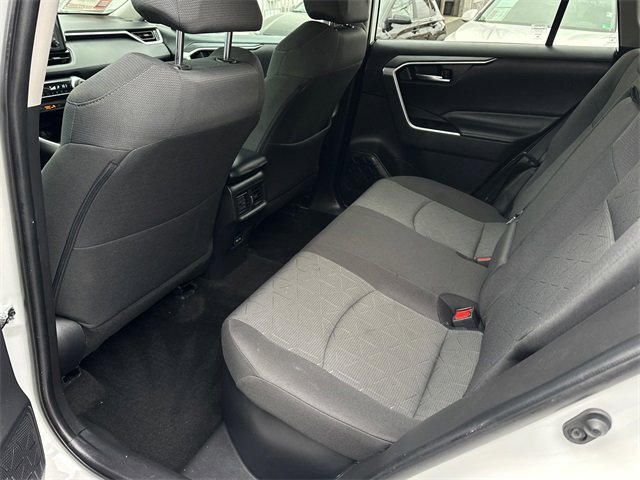 Used 2022 Toyota RAV4 XLE image 16