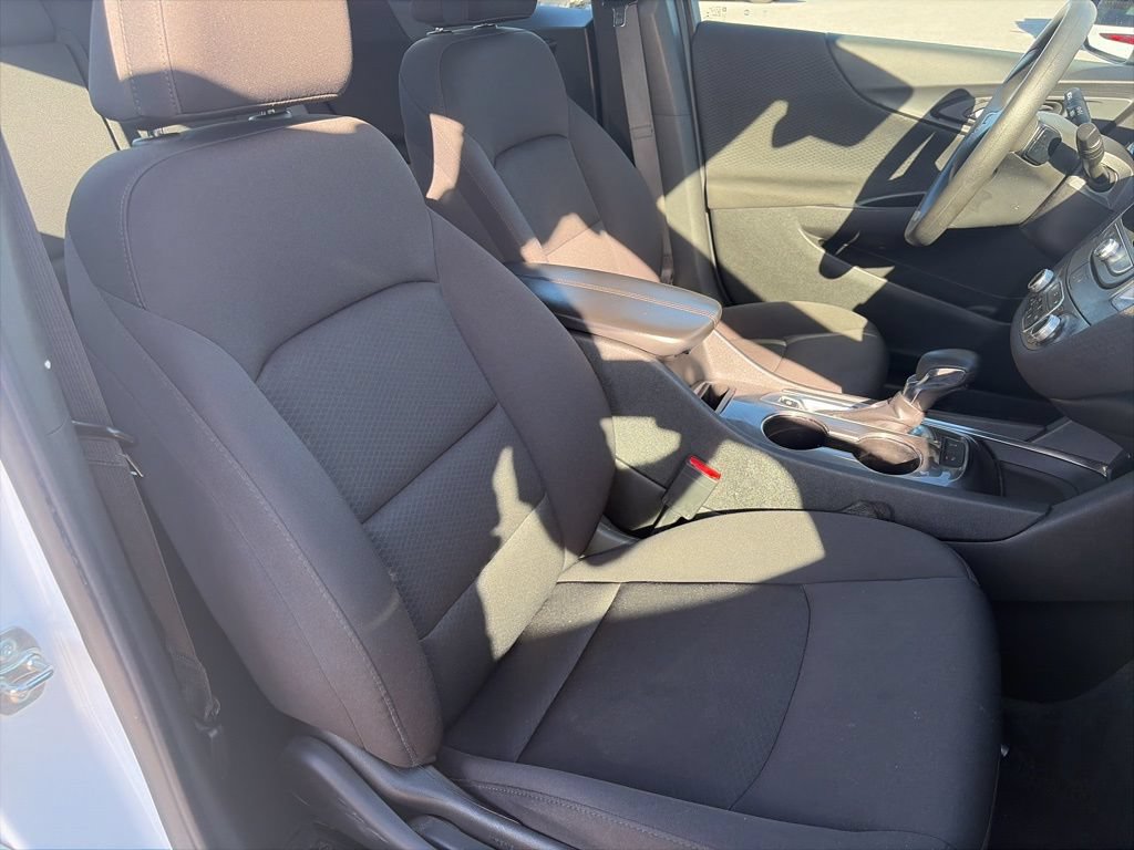 Used 2024 Chevrolet Malibu LT FWD image 10