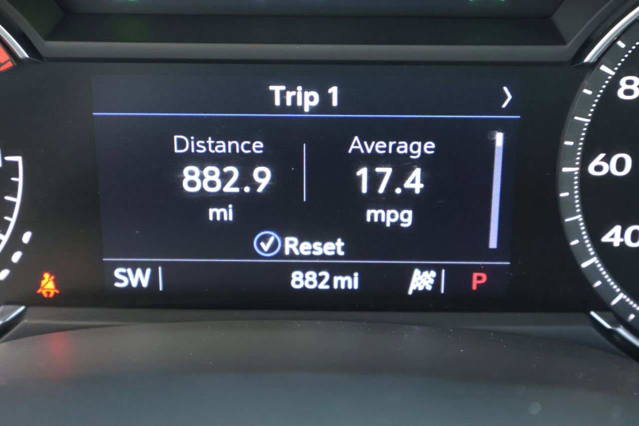 Certified 2025 Cadillac CT4 Premium Luxury image 23