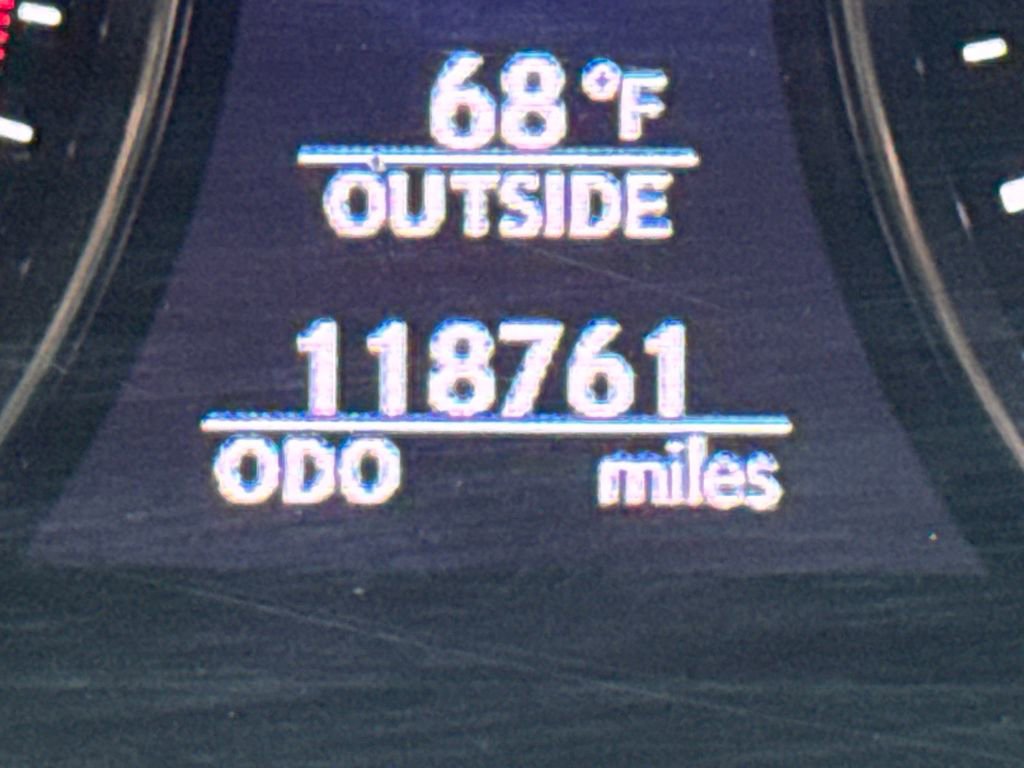 Used 2013 Lexus LS 460 L w/ Preferred Accessory Package image 20