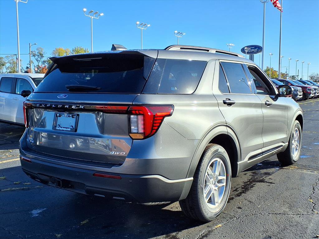 New 2026 Ford Explorer Active image 10