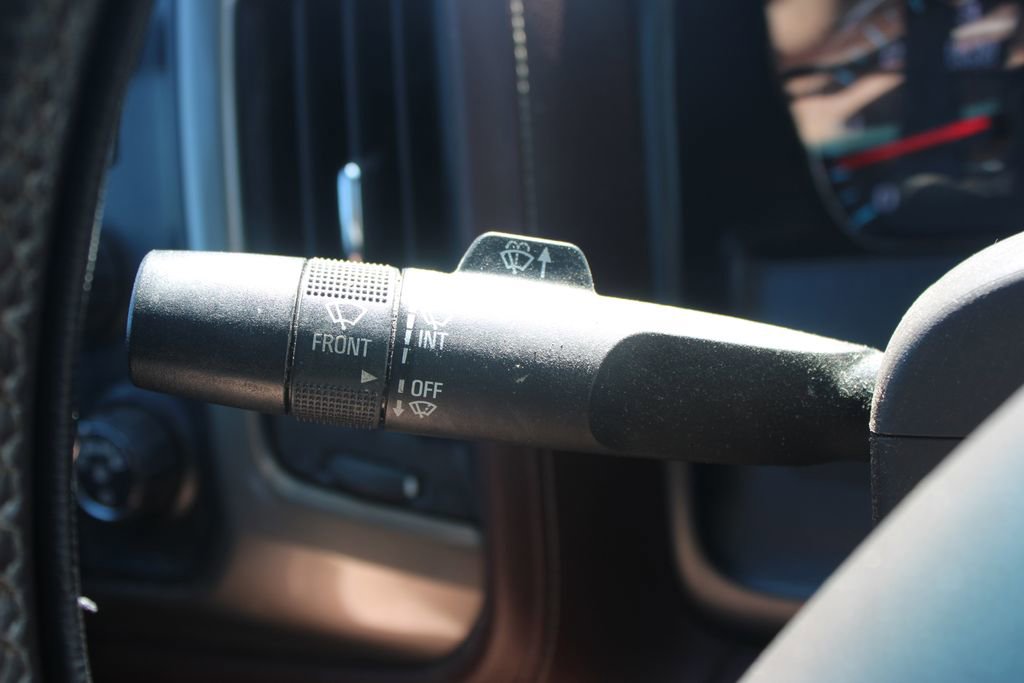 Used 2015 Chevrolet Silverado 2500 High Country w/ High Country Premium Package AWD/4WD image 22