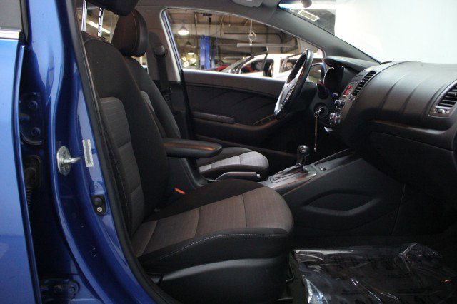 Used 2015 Kia Forte EX image 25