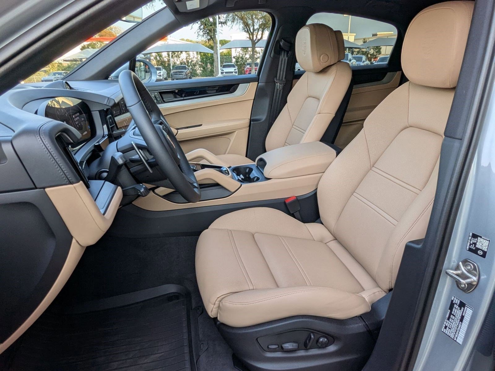 New 2026 Porsche Cayenne E-Hybrid video 5