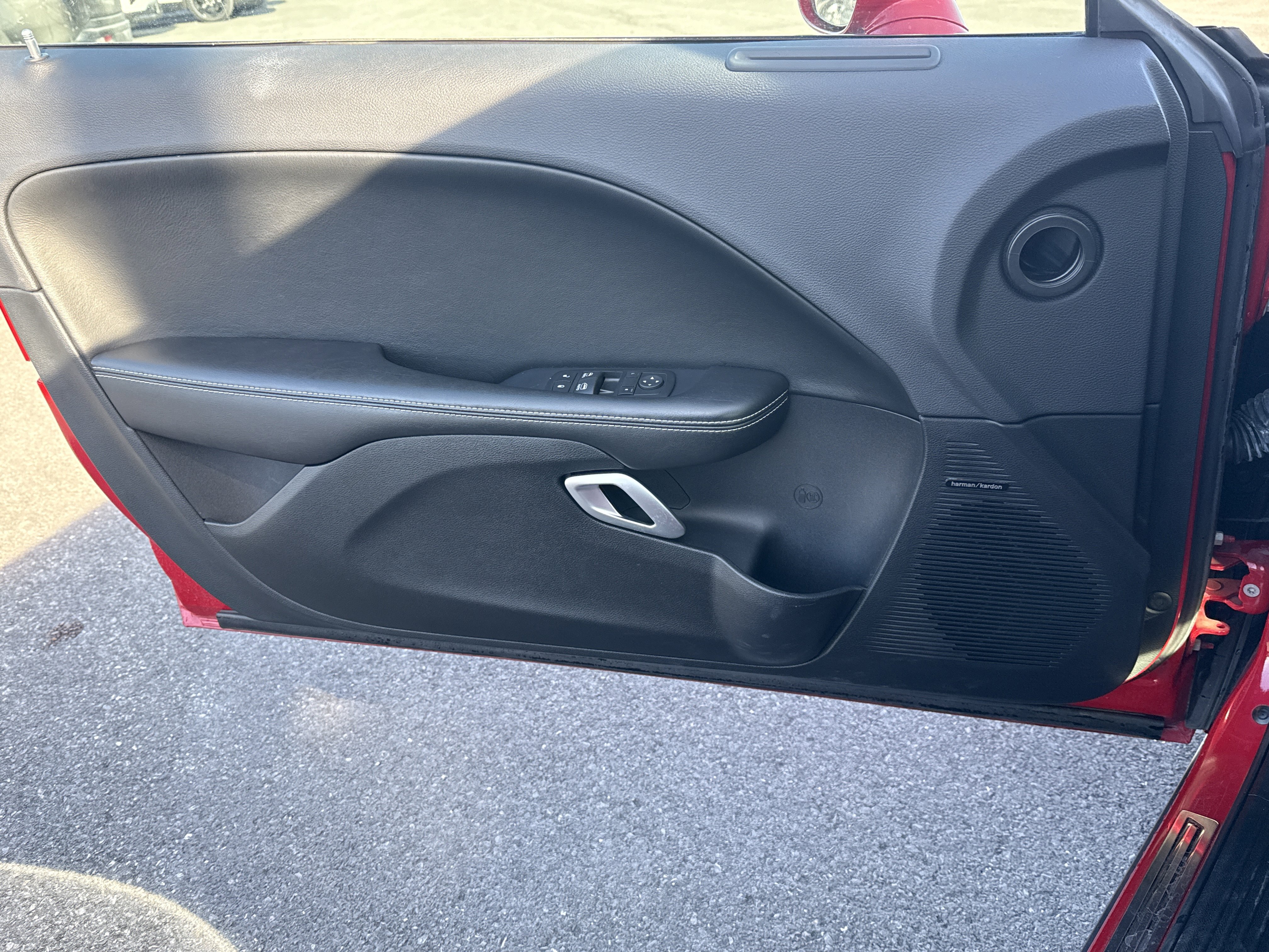 Used 2016 Dodge Challenger SRT w/ Technology Group image 16