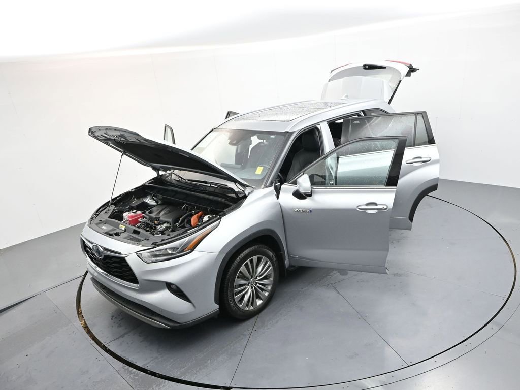 Used 2020 Toyota Highlander Platinum image 39