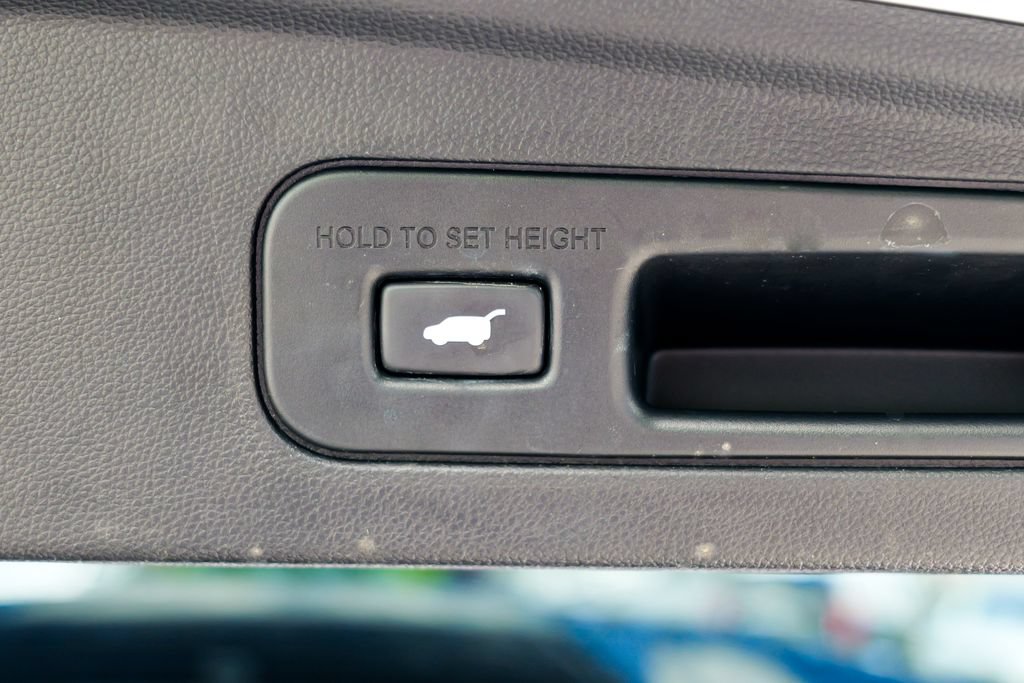Used 2023 Acura MDX SH-AWD image 62