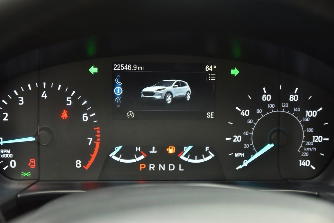 Used 2022 Ford Escape SE w/ SE Sport Appearance Package FWD image 25