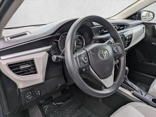 Used 2015 Toyota Corolla LE image 10