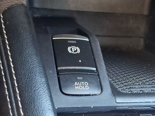 Certified 2023 Nissan Kicks SR w/ SR Premium Package FWD image 25