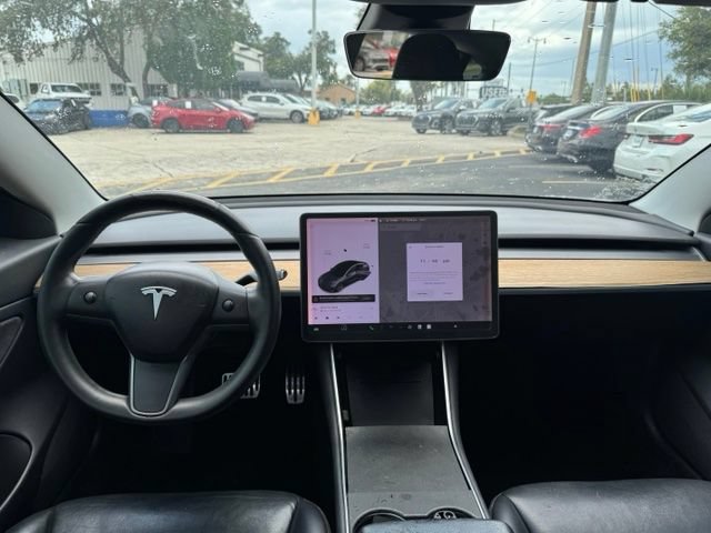 Used 2019 Tesla Model 3 Standard Range Plus RWD image 9