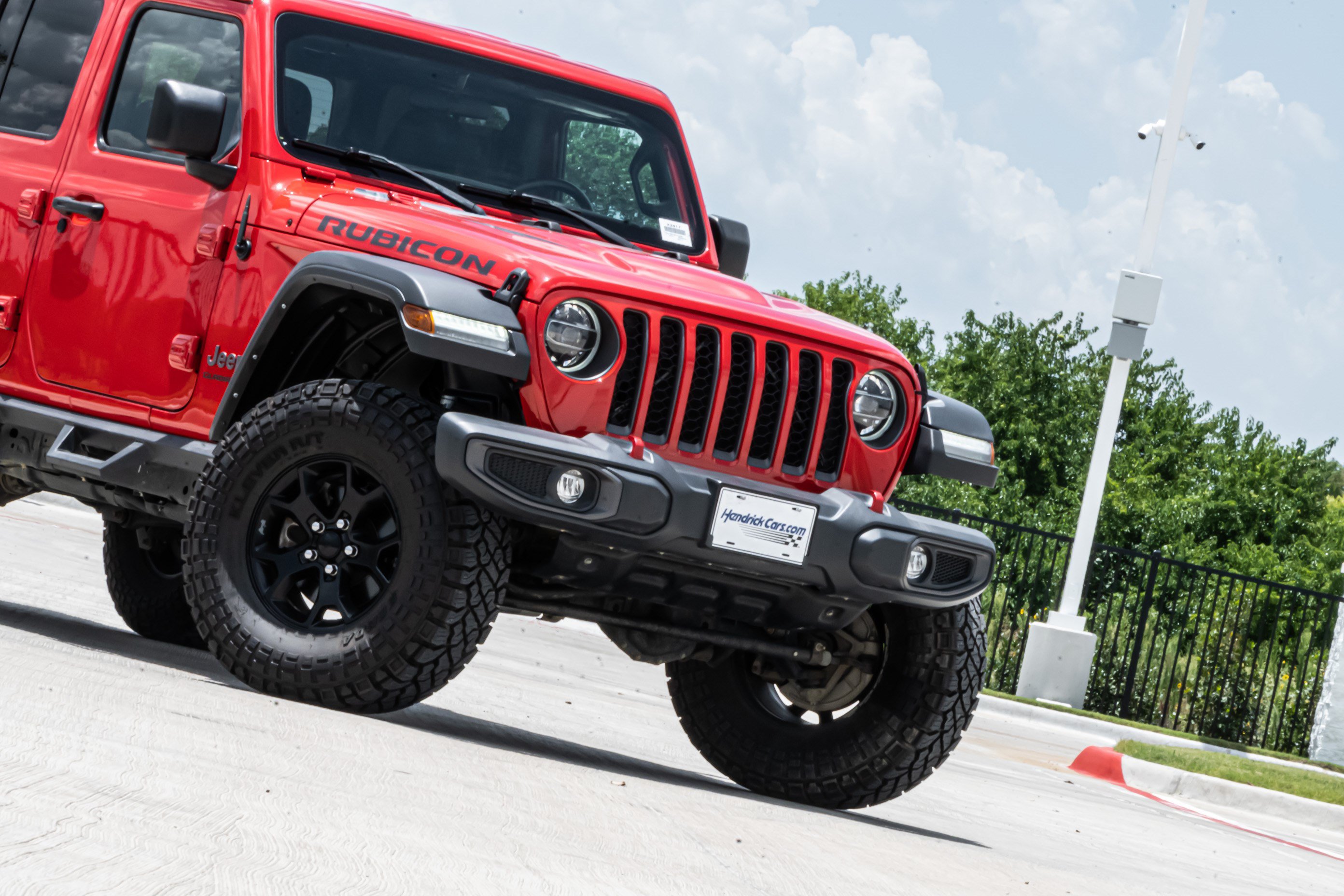 Used 2021 Jeep Gladiator Rubicon w/ LED Lighting Group AWD/4WD image 35