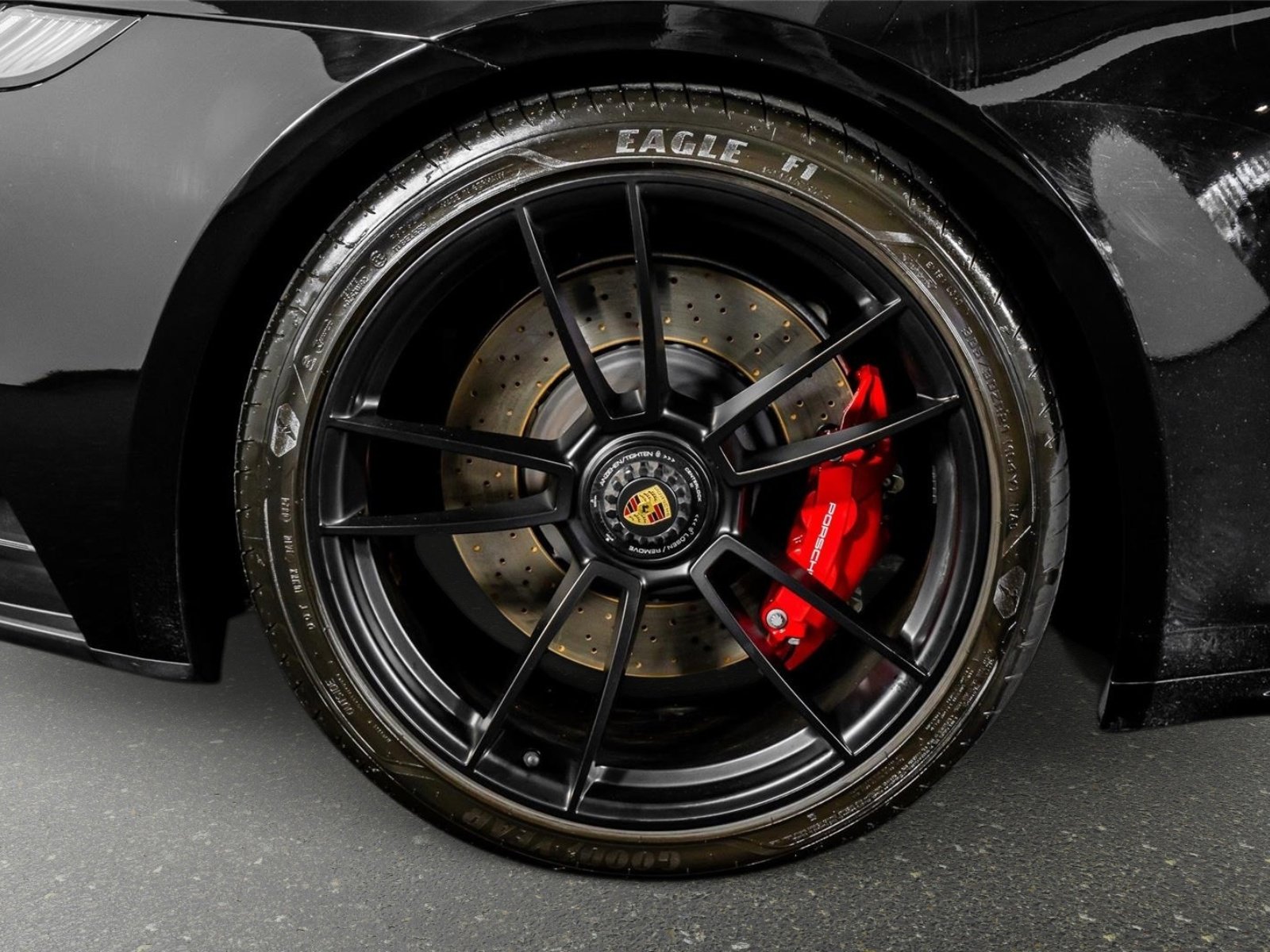 Used 2024 Porsche 911 Targa 4 GTS image 9